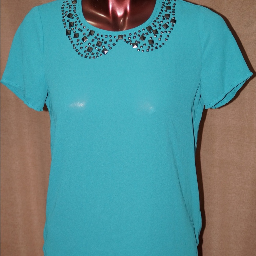 Teal Short Sleeve Top w/ studs on collar Size S